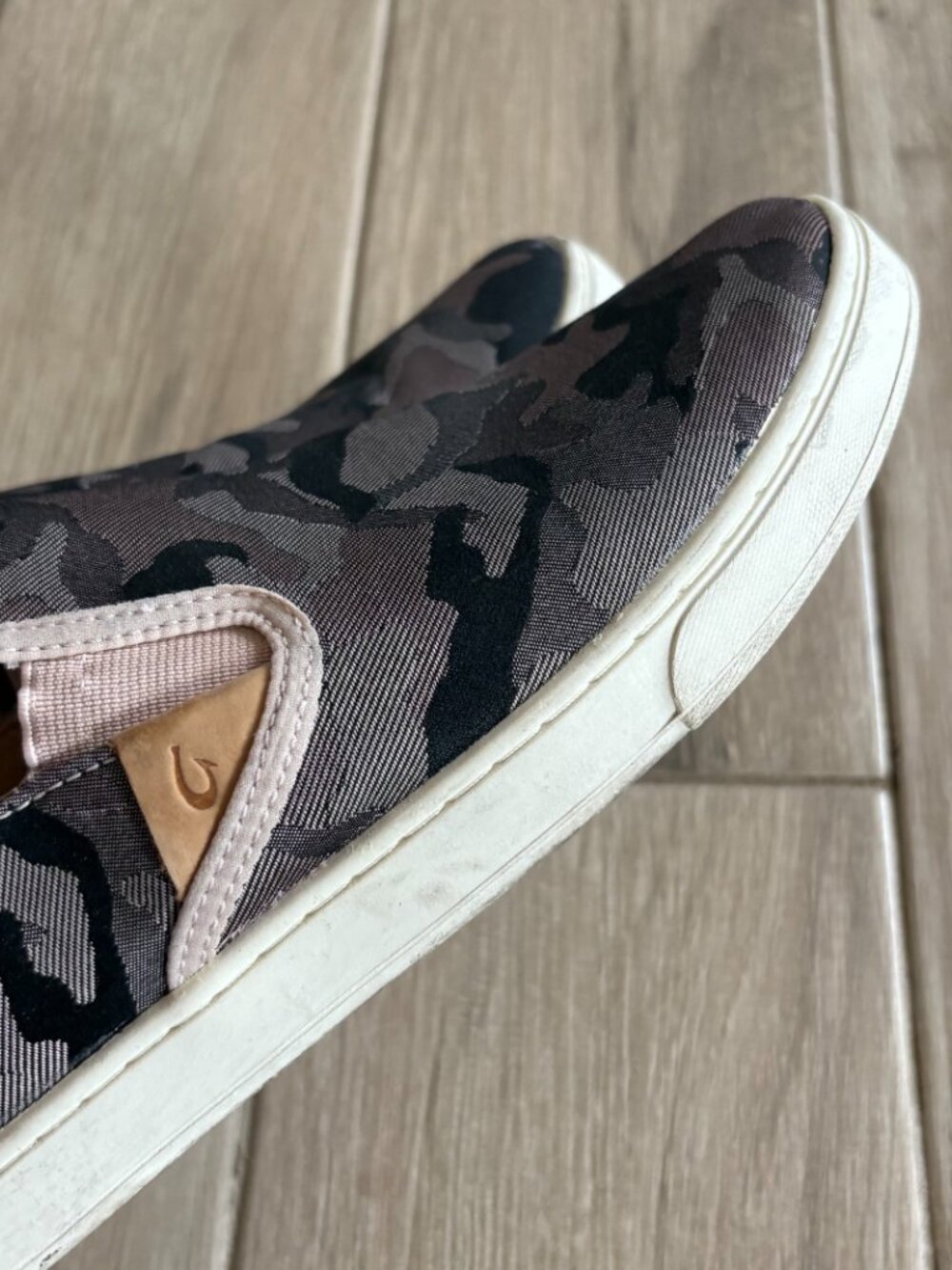 Olukai Pehuea Pa'i Shoes Women's 8.5 Soft Pink Camo Slip On Beach Summer Sneaker - Picture 4 of 10
